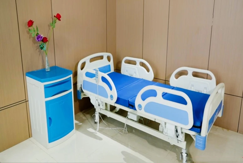 electric wheelchair with commode