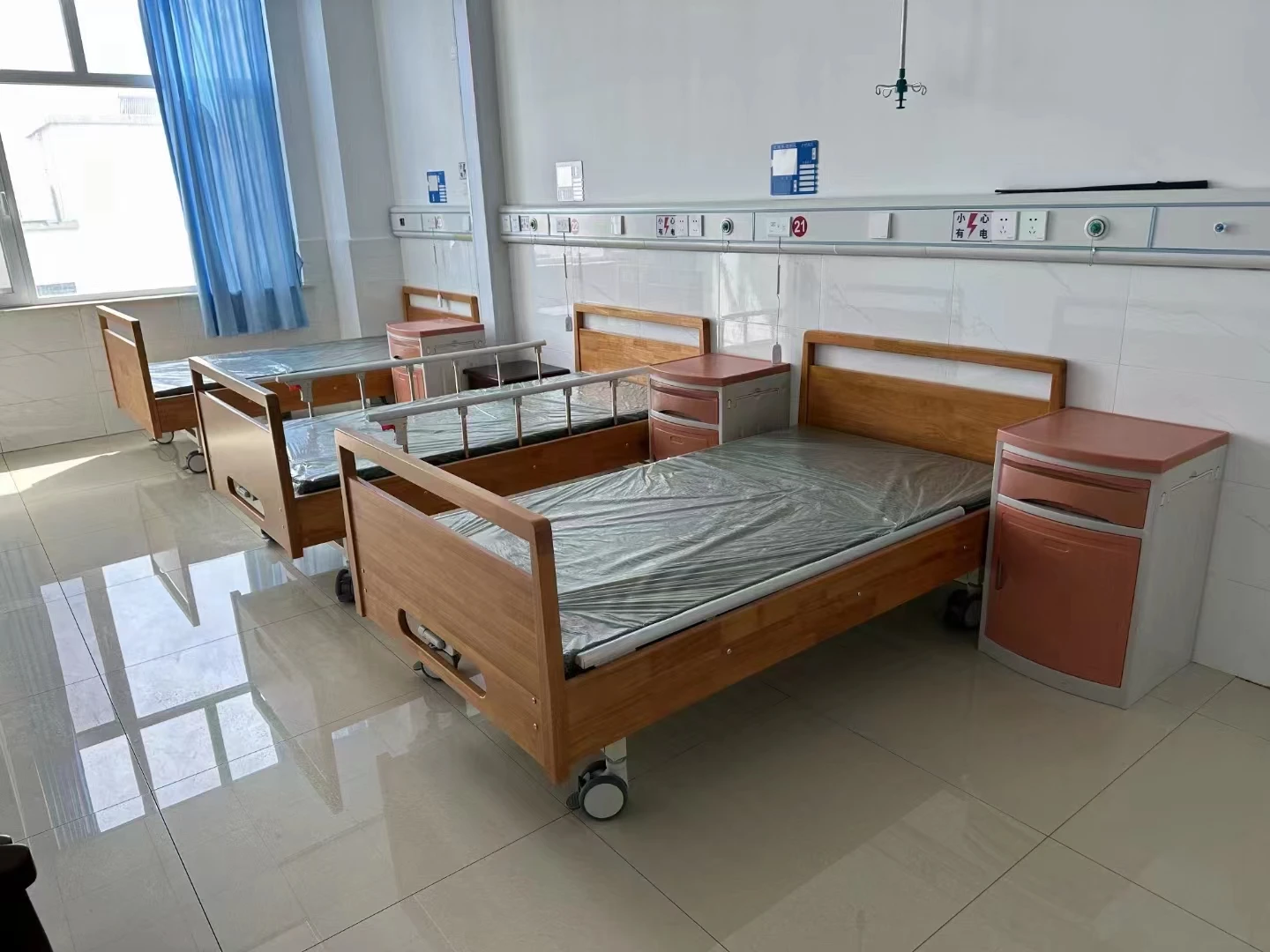 H1Diverse Types of Beds Used in Healthcare Facilities
